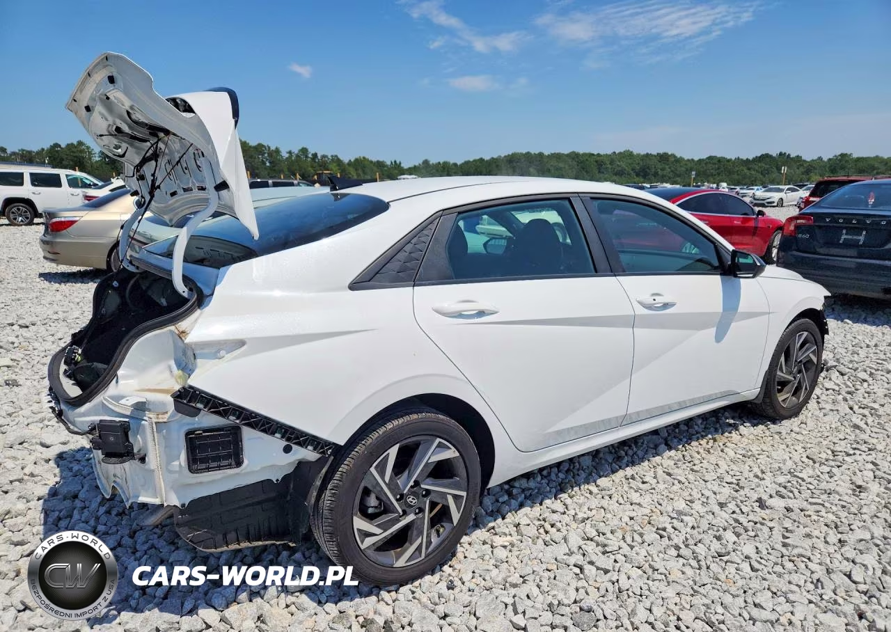 2025 Hyundai Elantra Sel Sport VIN:KMHLM4DG7SU872893 - 3