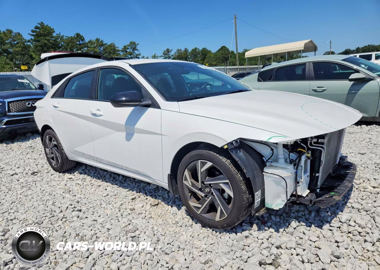 2025 Hyundai Elantra Sel Sport VIN:KMHLM4DG7SU872893 - 4