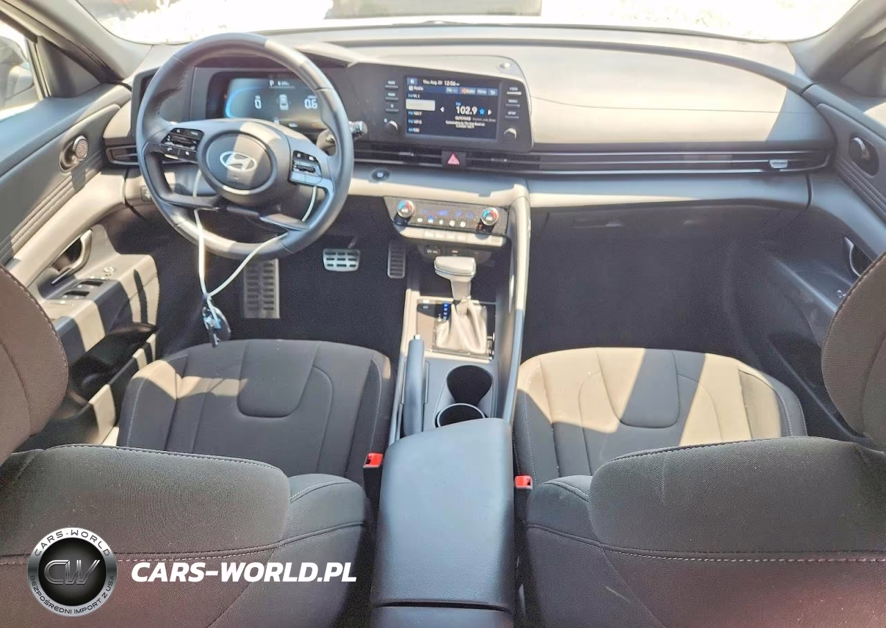 2025 Hyundai Elantra Sel Sport VIN:KMHLM4DG7SU872893 - 8