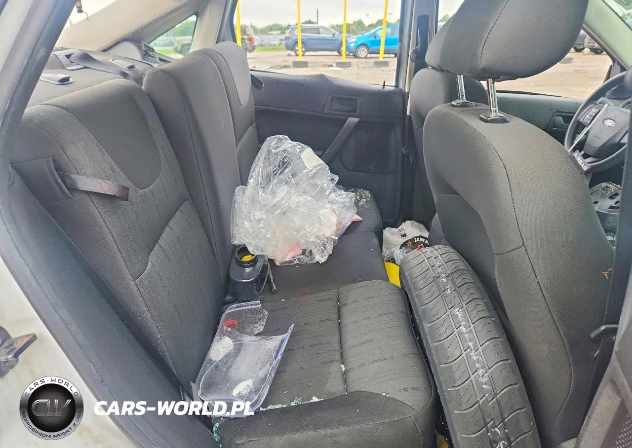 2008 Ford Focus Se VIN:1FAHP35N28W199006 - 10