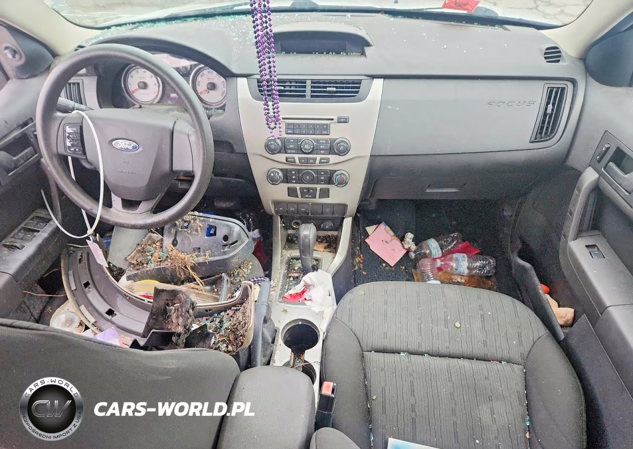 2008 Ford Focus Se VIN:1FAHP35N28W199006 - 8