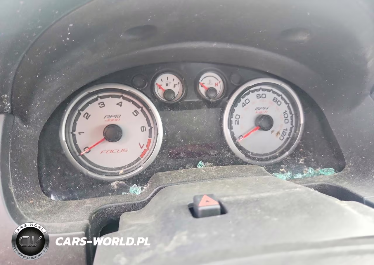 2008 Ford Focus Se VIN:1FAHP35N28W199006 - 9