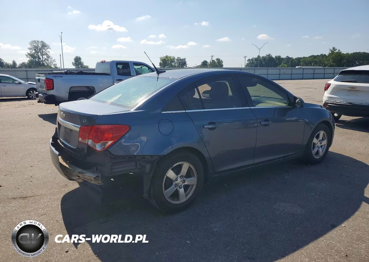 2014 Chevrolet Cruze Lt VIN:1G1PC5SB8E7243192 - 3