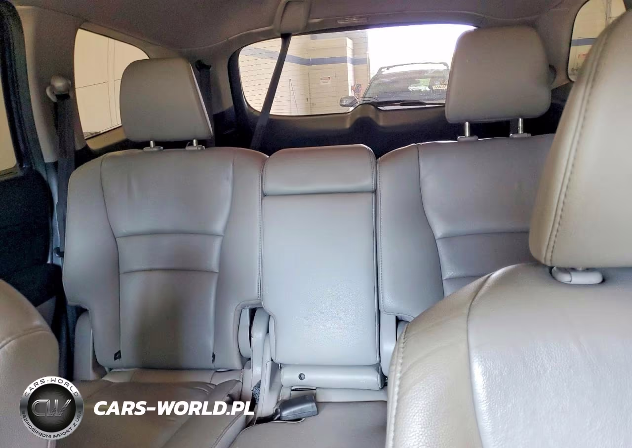 2016 Honda Pilot Touring VIN:5FNYF6H92GB061529 - 10