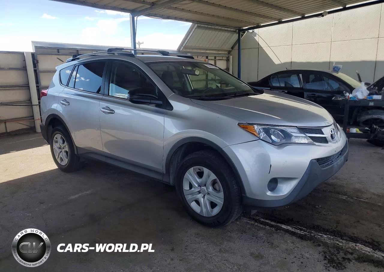 2015 Toyota Rav4 Le VIN:JTMZFREV9FJ041440 - 4