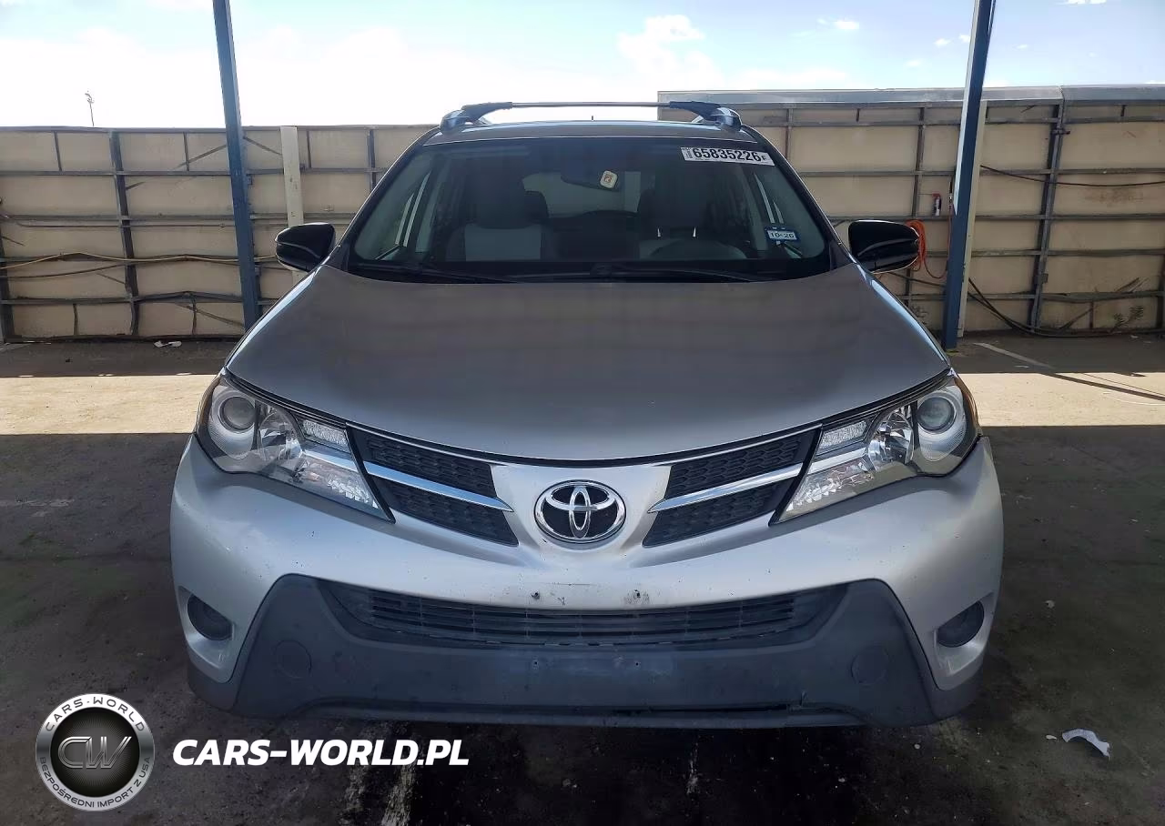 2015 Toyota Rav4 Le VIN:JTMZFREV9FJ041440 - 5