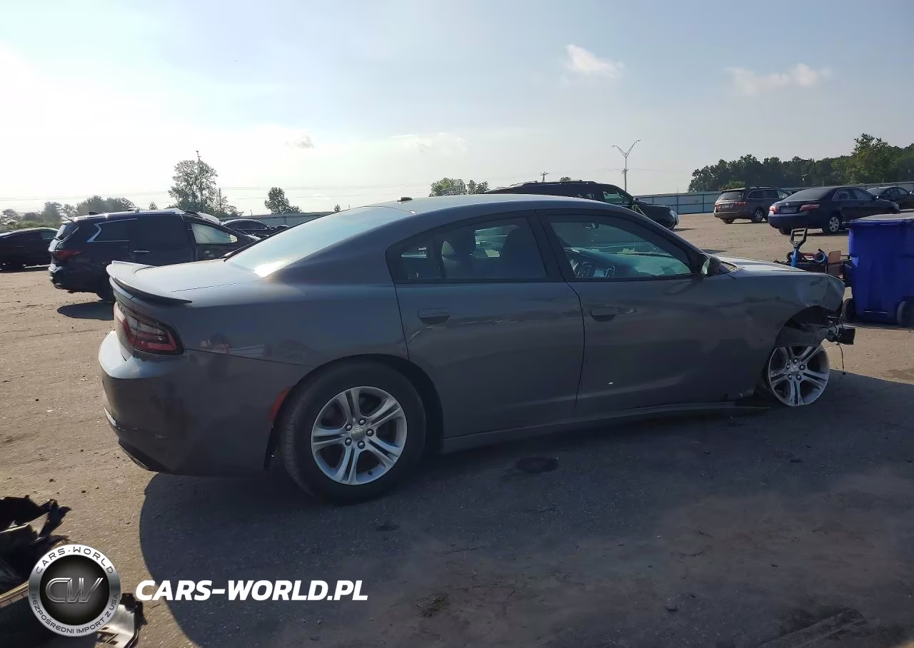 2018 Dodge Charger Sxt VIN:2C3CDXBG9JH323274 - 3