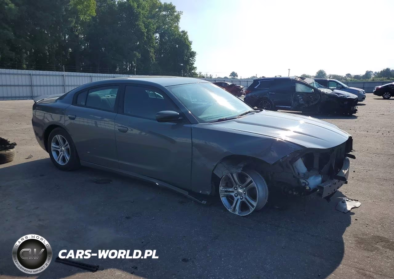 2018 Dodge Charger Sxt VIN:2C3CDXBG9JH323274 - 4