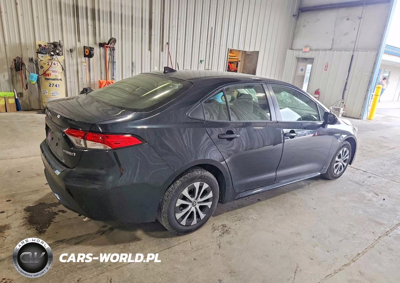 2020 Toyota Corolla Le VIN:JTDEBRBE9LJ021781 - 3