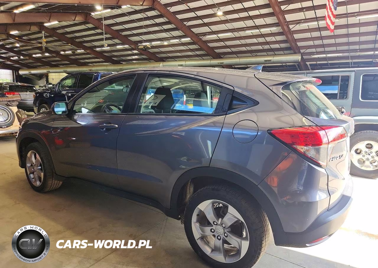 2022 Honda Hr-V Lx VIN:3CZRU6H33NM717892 - 2
