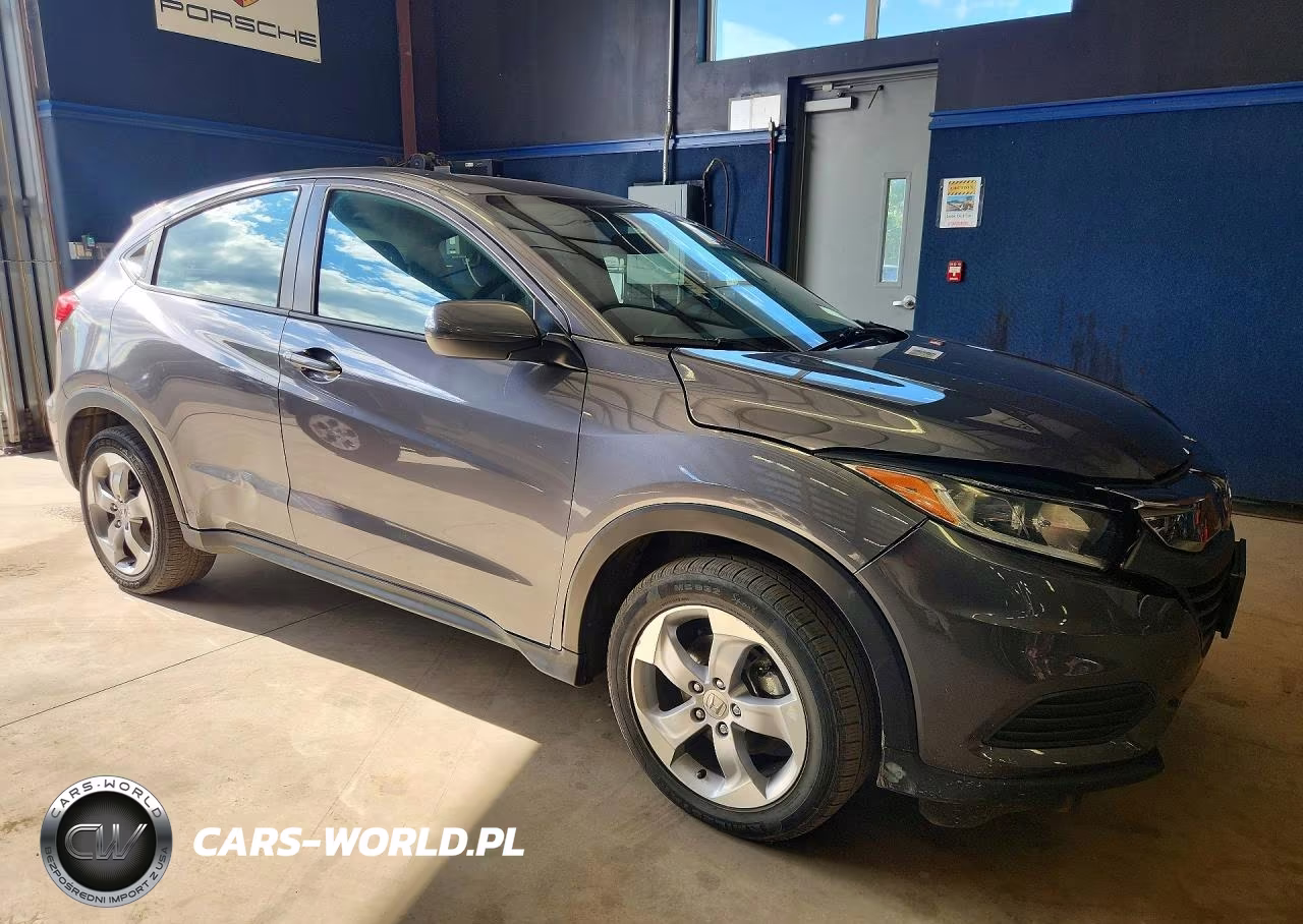 2022 Honda Hr-V Lx VIN:3CZRU6H33NM717892 - 4