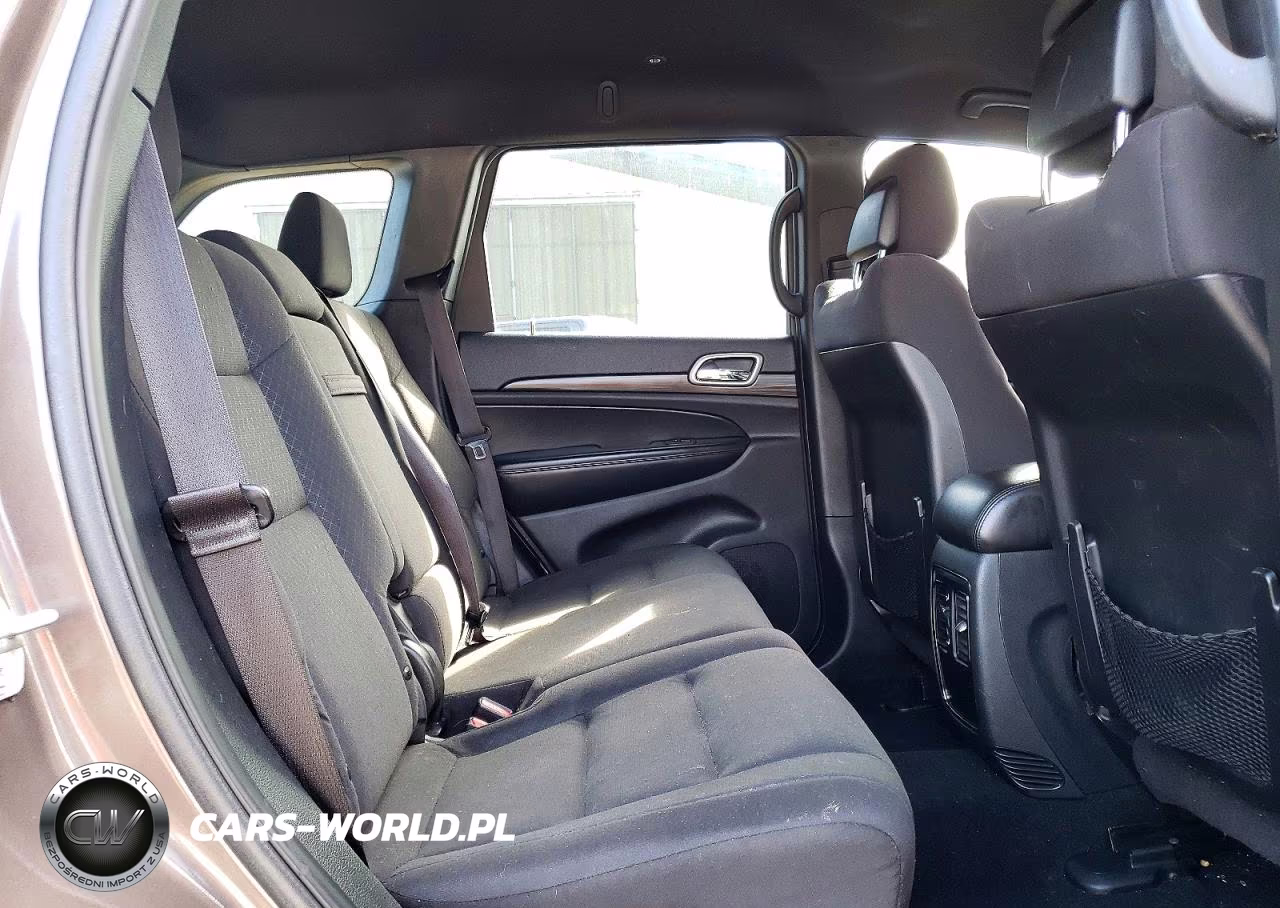 2019 Jeep Grand Cherokee Laredo VIN:1C4RJFAG7KC835386 - 11