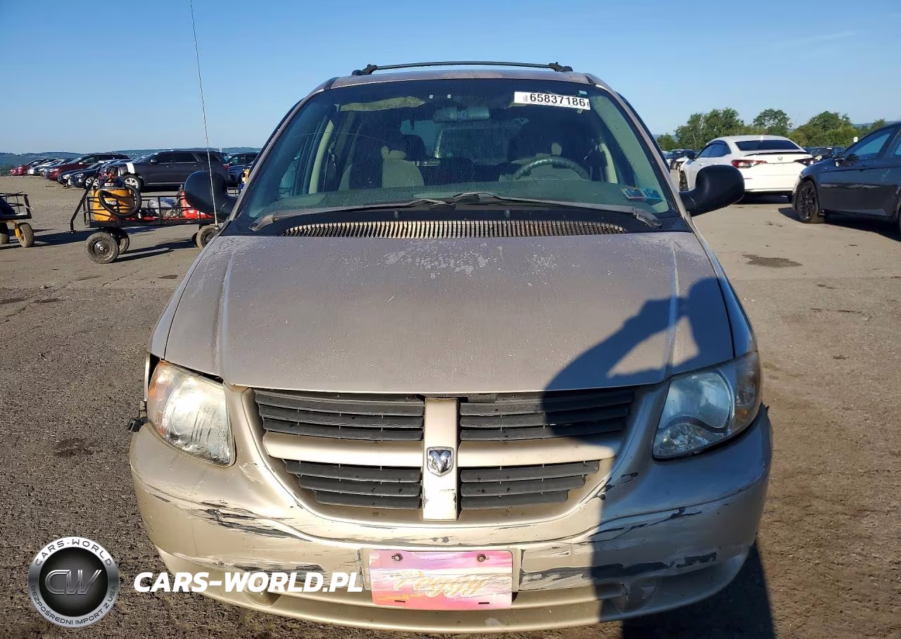 2005 Dodge Caravan Sxt VIN:1D4GP45R65B135023 - 5