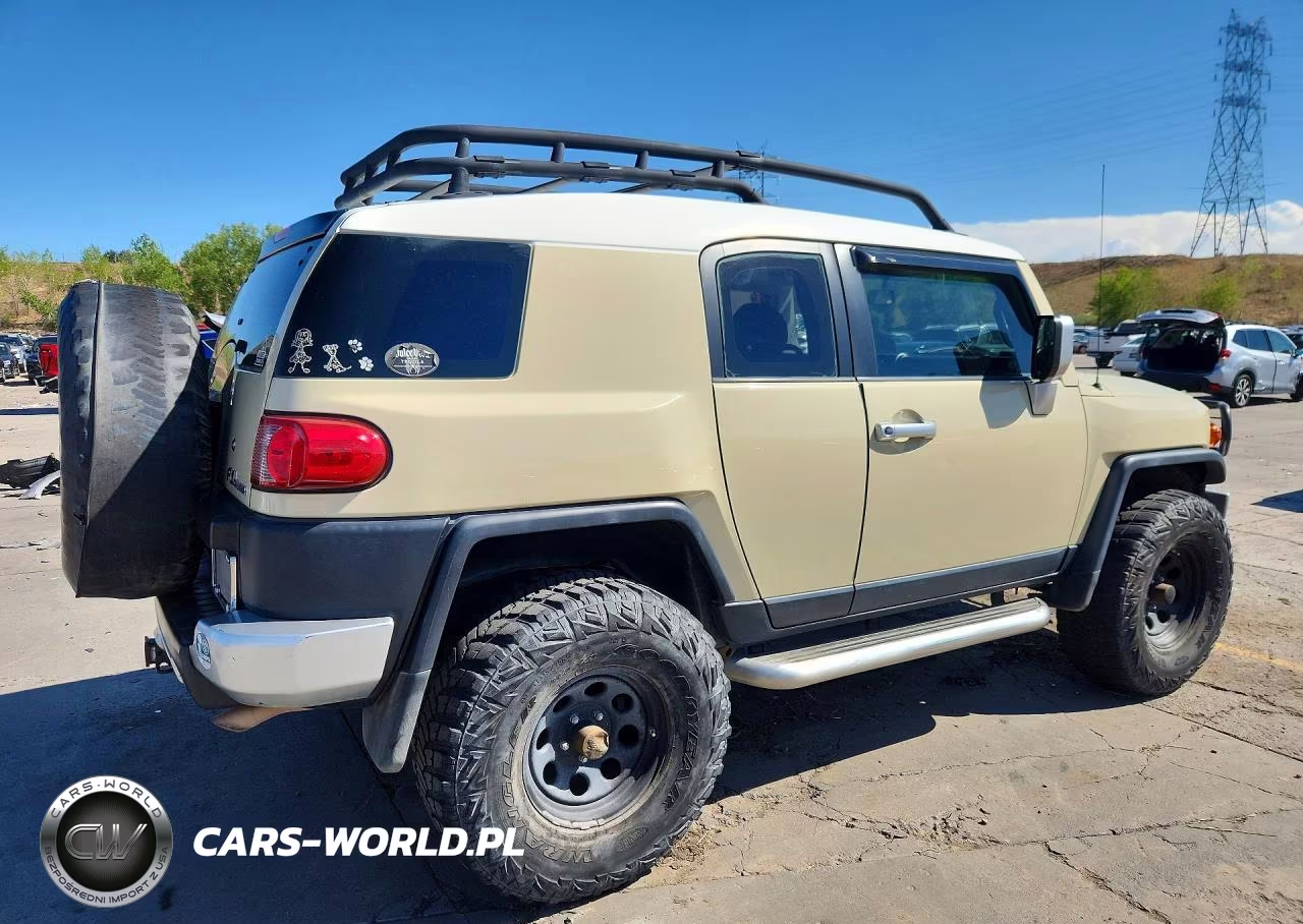 2008 Toyota Fj Cruiser Base VIN:JTEBU11F38K006408 - 3