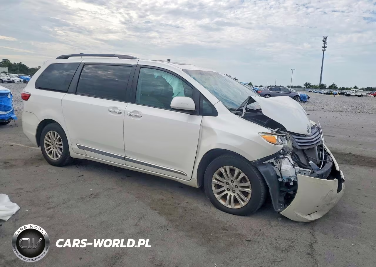 2017 Toyota Sienna Xle Premium 8-Passenger VIN:5TDYZ3DC3HS793205 - 4