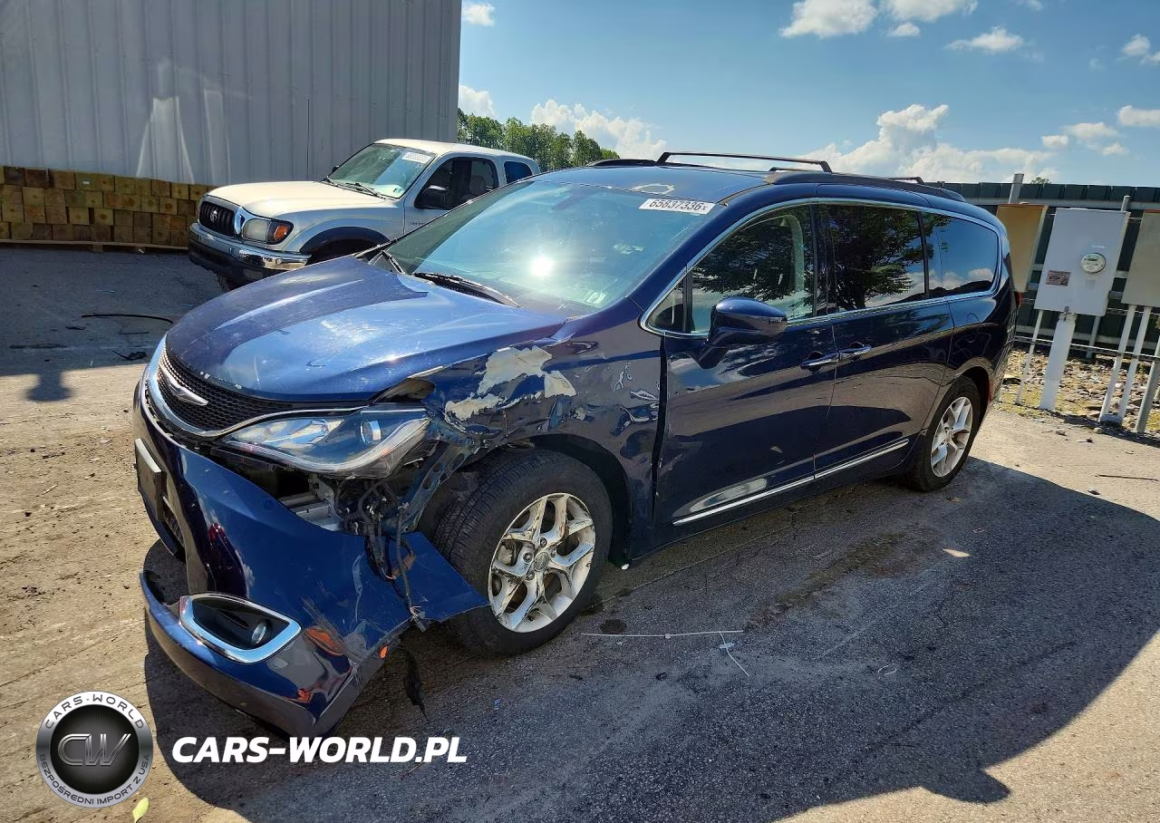 2017 Chrysler Pacifica Touring L