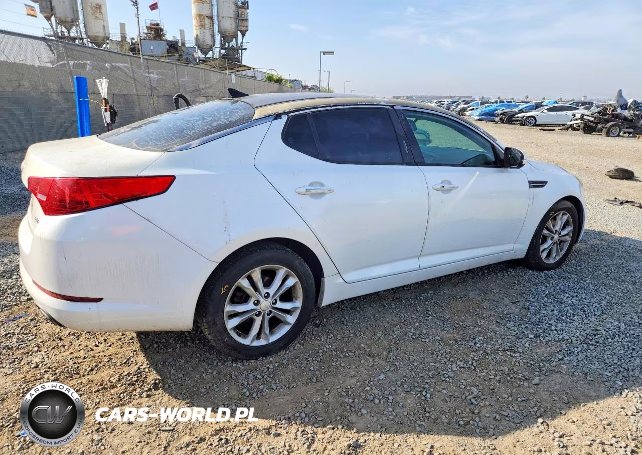 2013 Kia Optima Ex VIN:5XXGN4A72DG135651 - 3