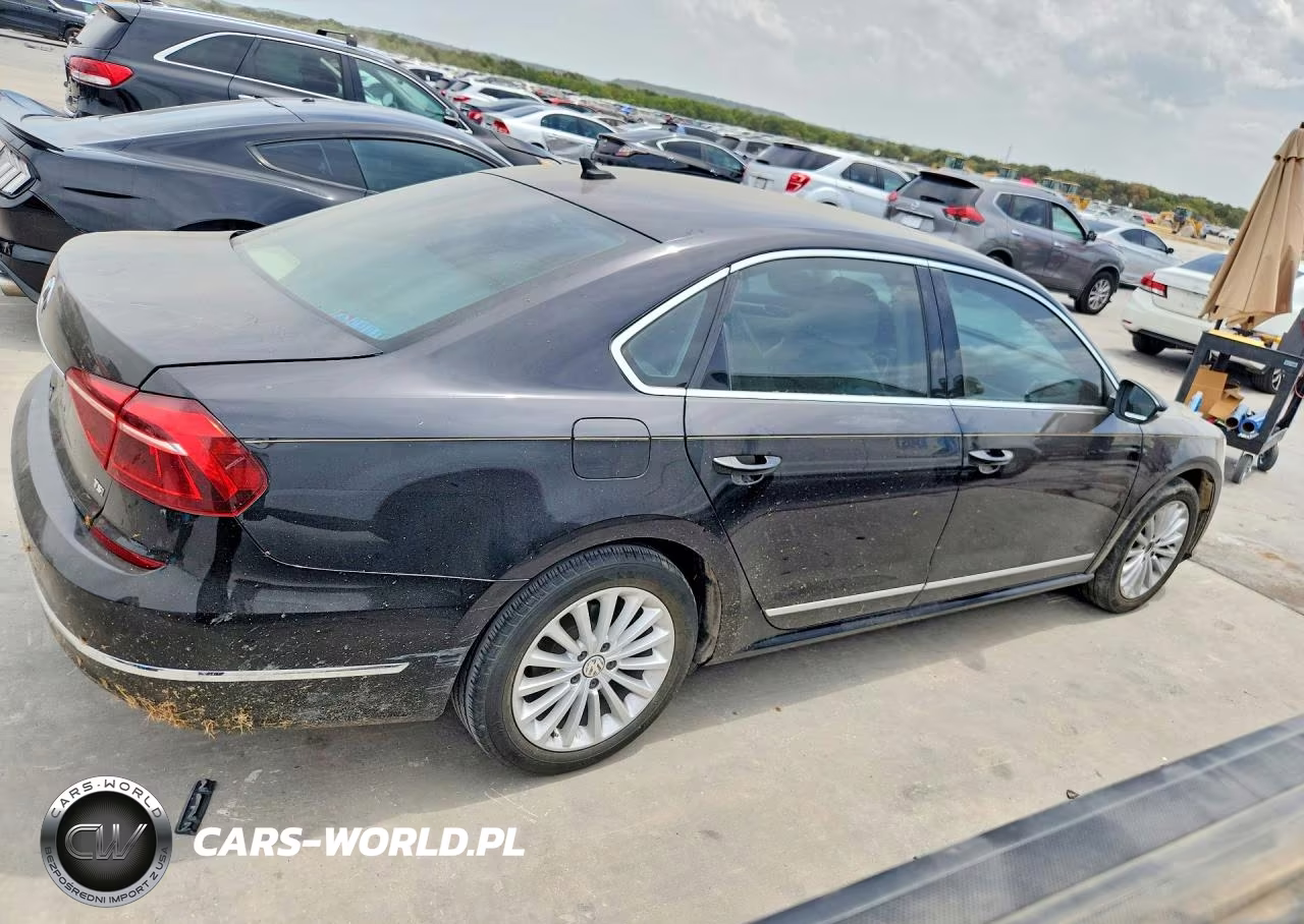 2017 Volkswagen Passat Se VIN:1VWBT7A37HC017712 - 3