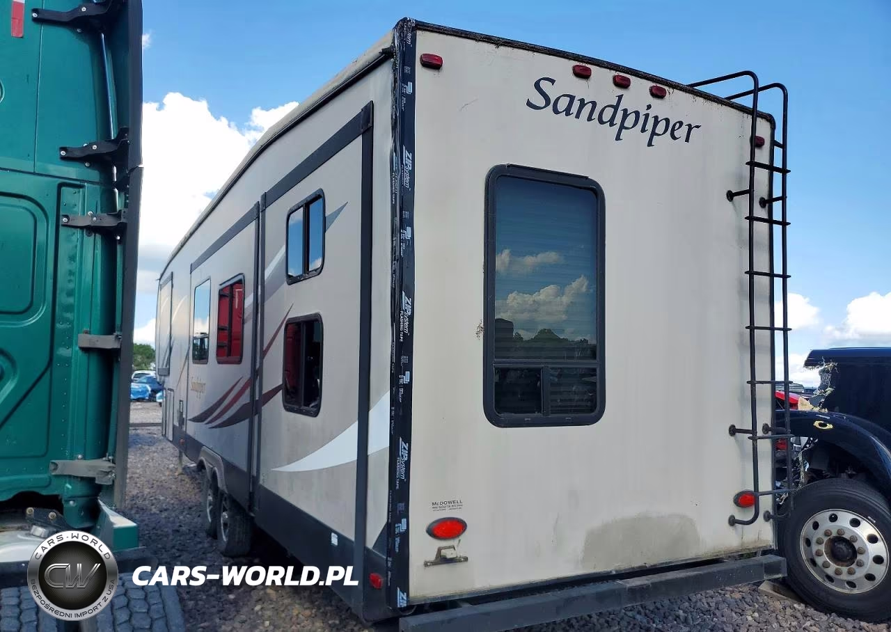 2016 Forest River Sandpiper Camper VIN:4X4FSAM24GJ031854 - 3