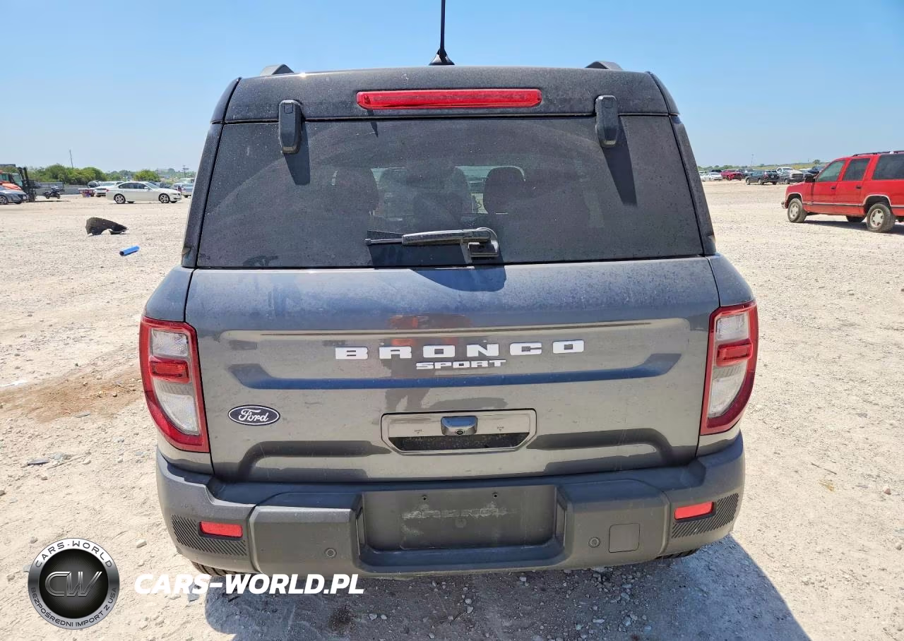 2026 Ford Bronco Sport Outer Banks VIN:3FMCR9CN7TRE23799 - 6