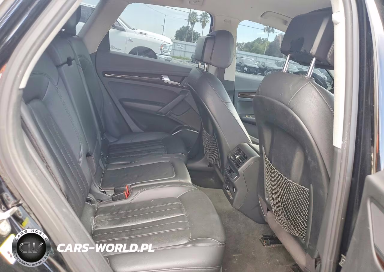 2019 Audi Q5 Premium VIN:WA1ANAFY2K2125172 - 11