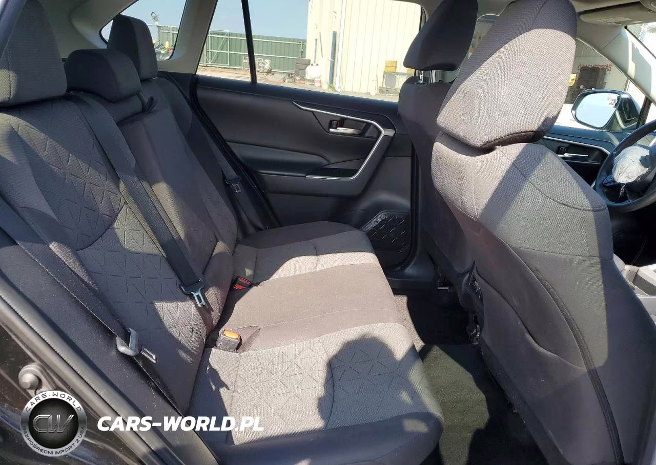 2020 Toyota Rav4 Hybrid Xle VIN:2T3R6RFV6LW001070 - 11
