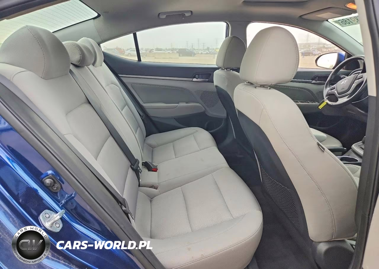 2018 Hyundai Elantra Value Edition VIN:5NPD84LFXJH254062 - 11