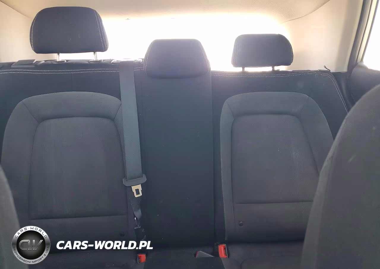 2020 Hyundai Venue Sel VIN:KMHRC8A35LU025393 - 10