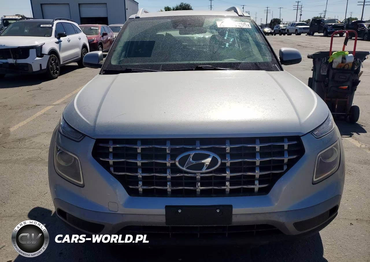 2020 Hyundai Venue Sel VIN:KMHRC8A35LU025393 - 5
