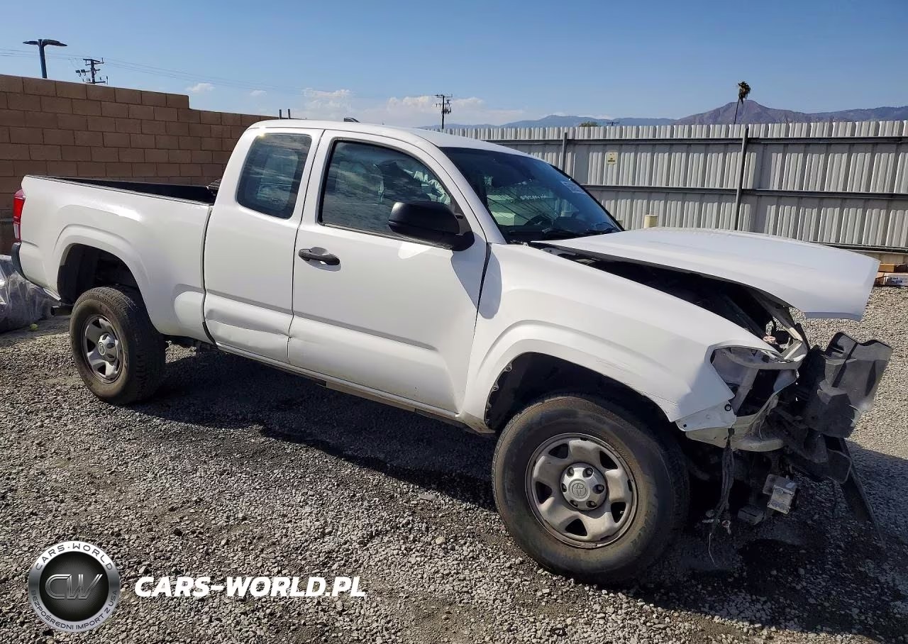 2018 Toyota Tacoma Sr VIN:5TFRX5GN0JX107575 - 4