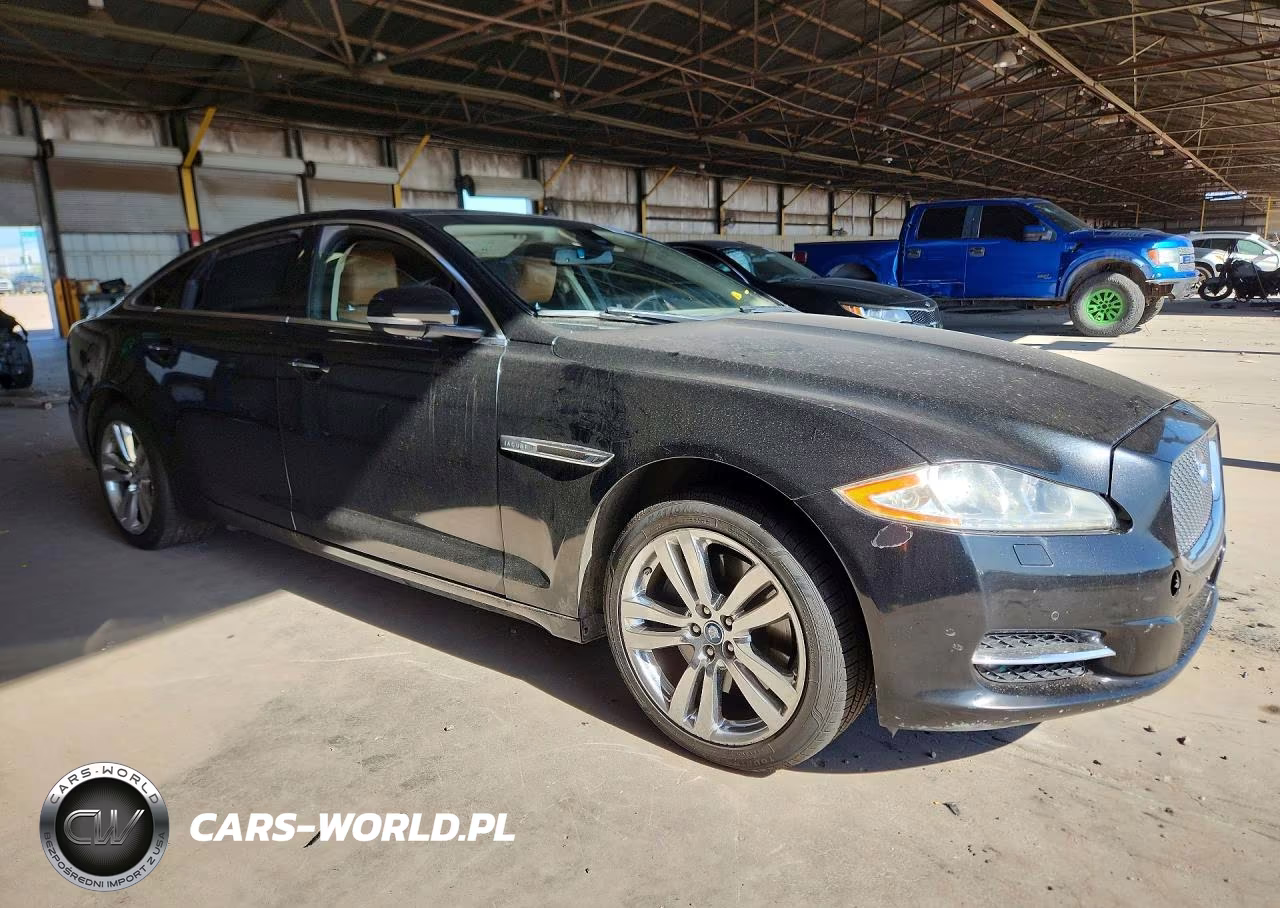 2011 Jaguar Xjl VIN:SAJWA2GB4BLV18528 - 4