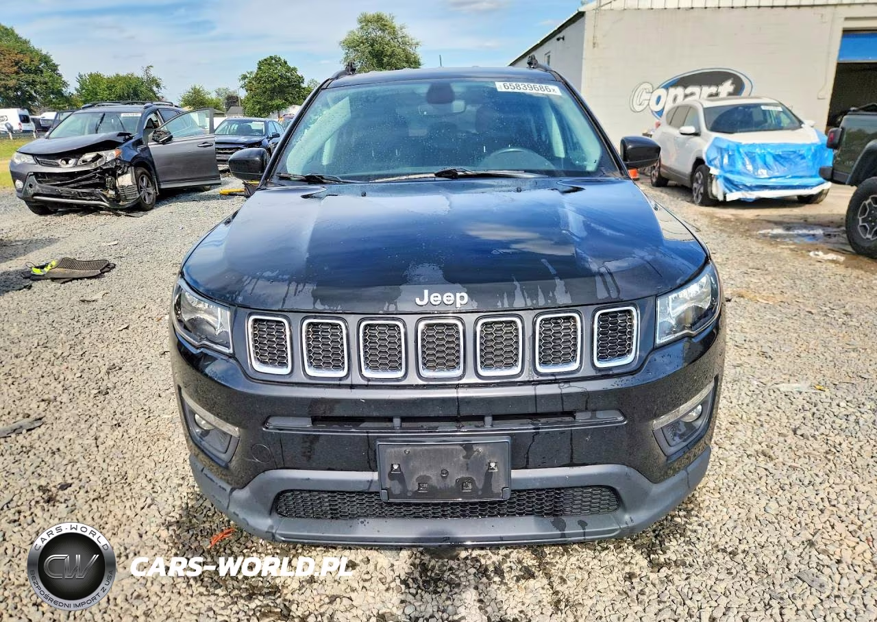 2019 Jeep Compass Latitude VIN:3C4NJDBB9KT847419 - 5
