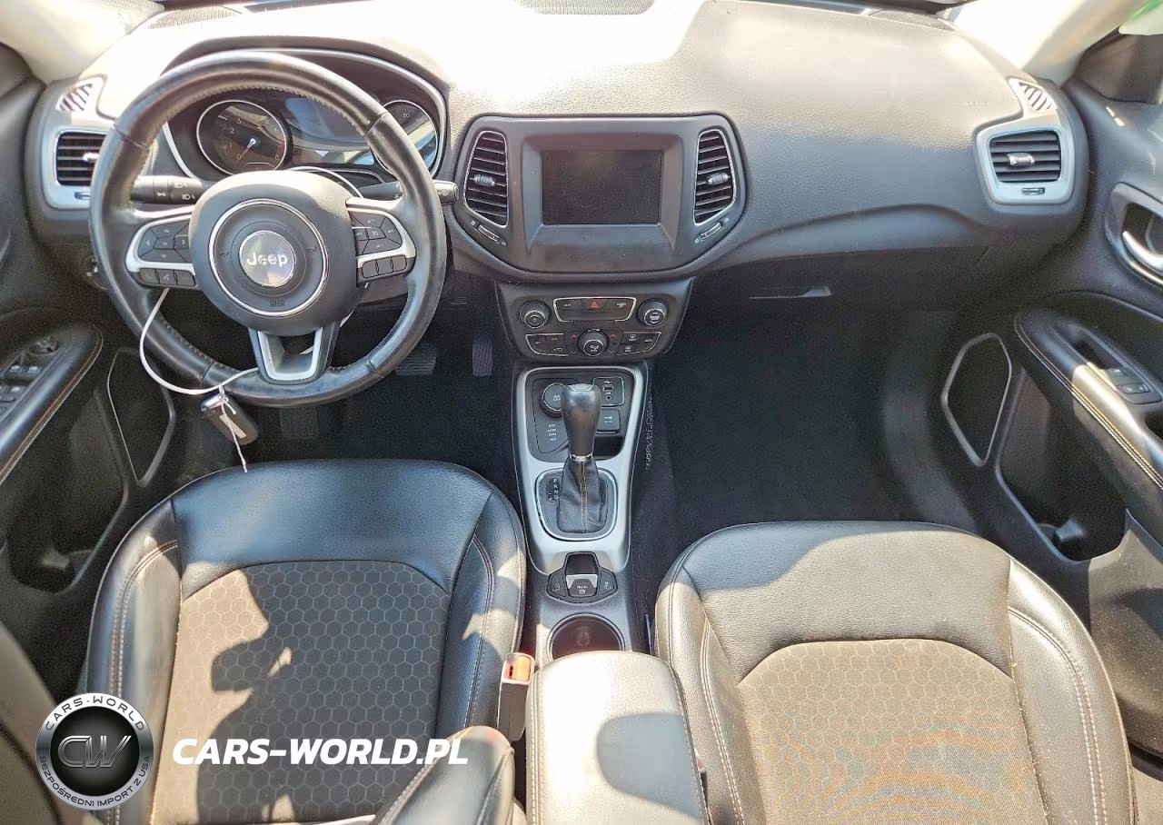 2019 Jeep Compass Latitude VIN:3C4NJDBB9KT847419 - 8