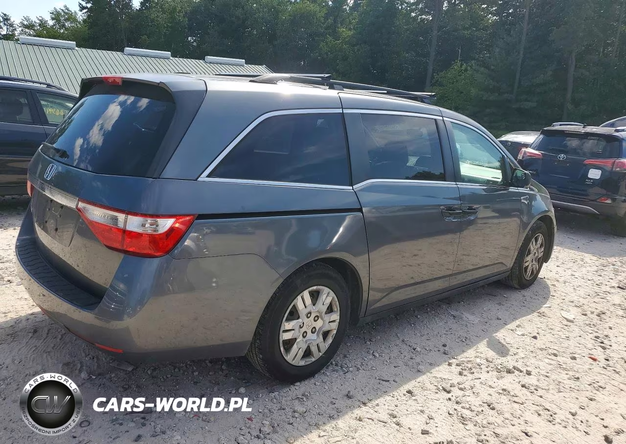2011 Honda Odyssey Lx VIN:5FNRL5H20BB020545 - 3