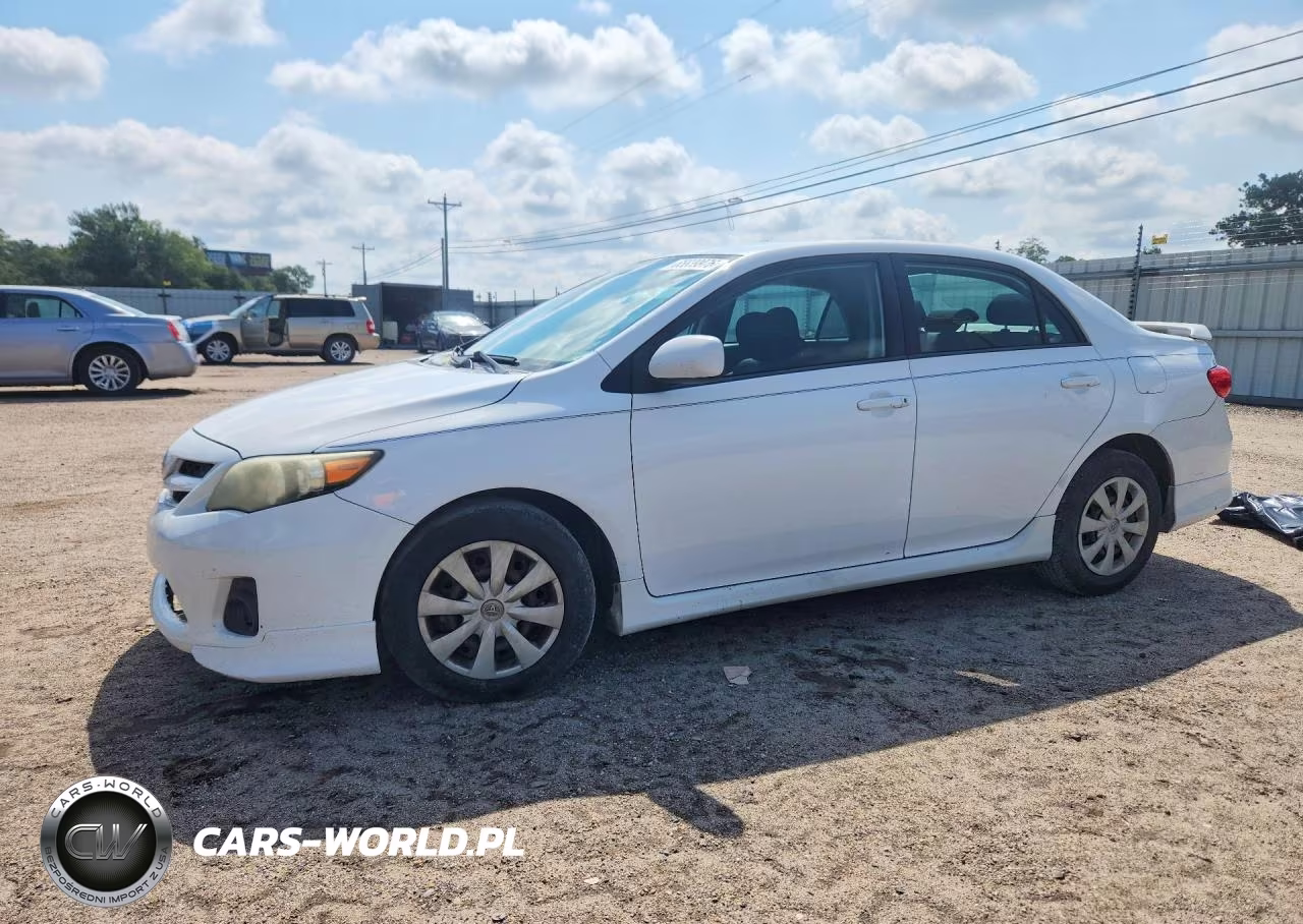 2013 Toyota Corolla S – zdjęcie 1 z 12