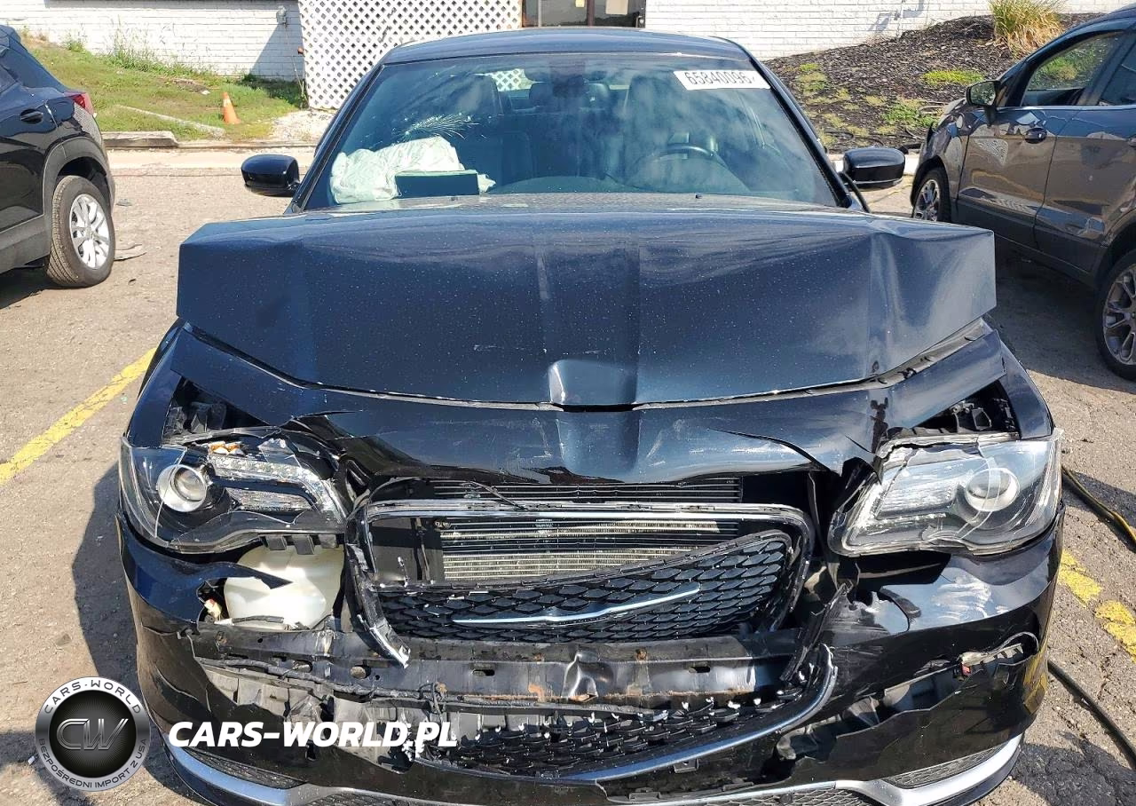 2016 Chrysler 300 S VIN:2C3CCAGG9GH349407 - 11