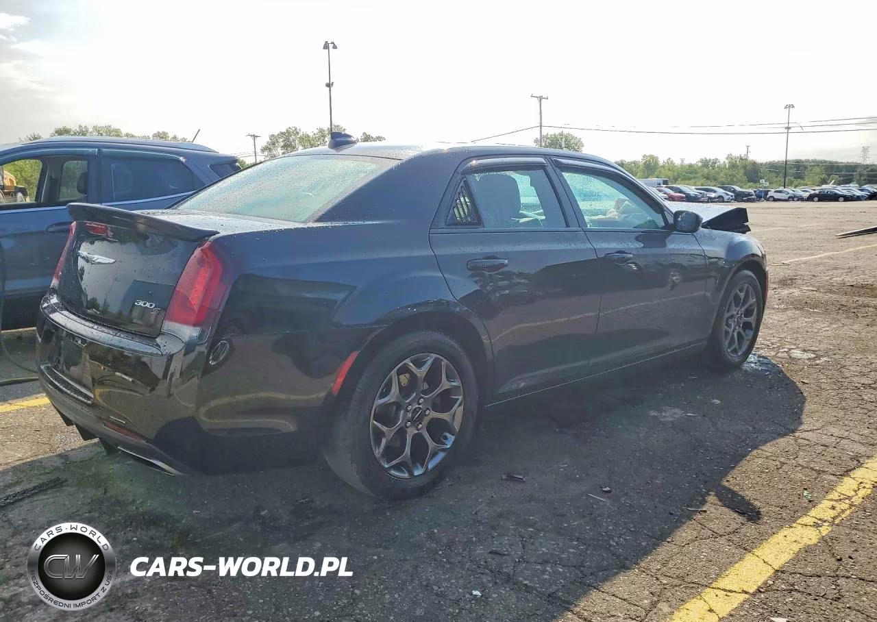 2016 Chrysler 300 S VIN:2C3CCAGG9GH349407 - 3