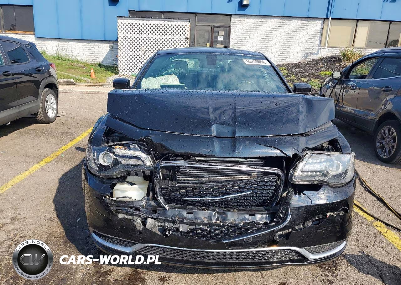 2016 Chrysler 300 S VIN:2C3CCAGG9GH349407 - 5