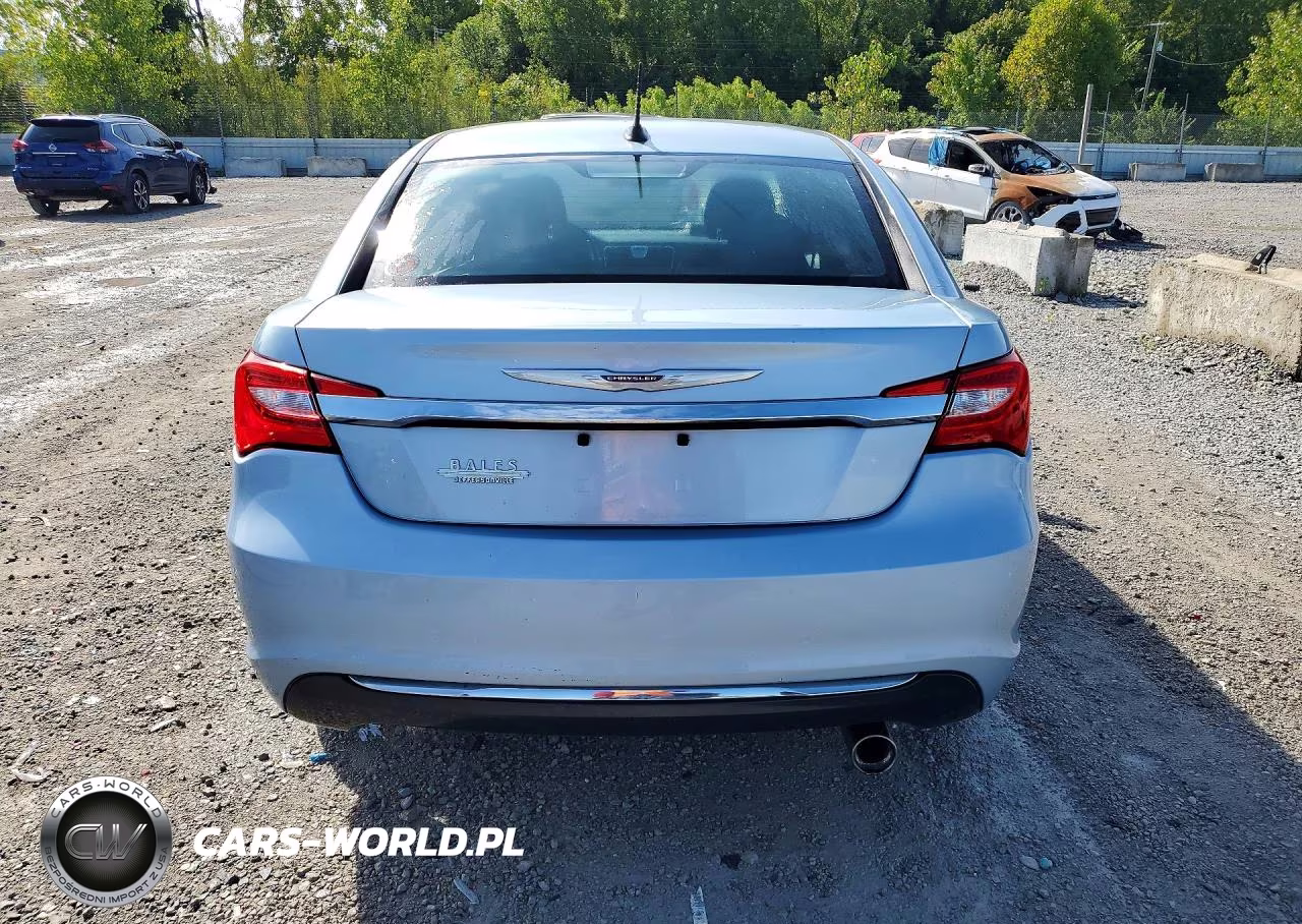 2013 Chrysler 200 Touring VIN:1C3CCBBB5DN768407 - 6