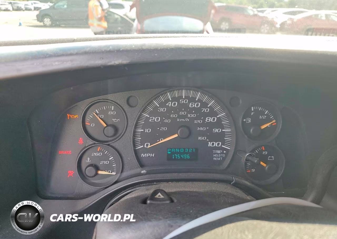 2006 Chevrolet Express G2500 VIN:1GCGG25V161242504 - 9
