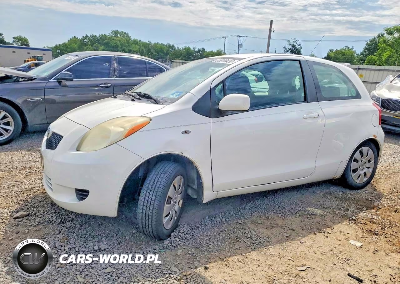 2008 Toyota Yaris Base – zdjęcie 1 z 13