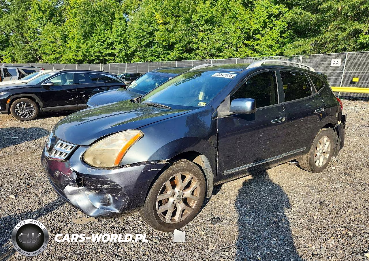 2013 Nissan Rogue S