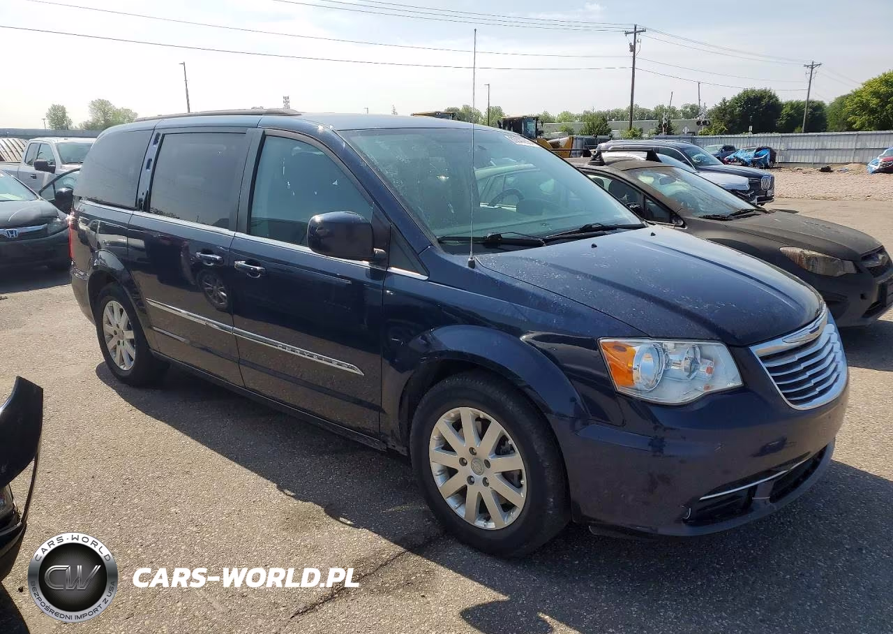 2015 Chrysler Town & Country Touring VIN:2C4RC1BG8FR645153 - 4