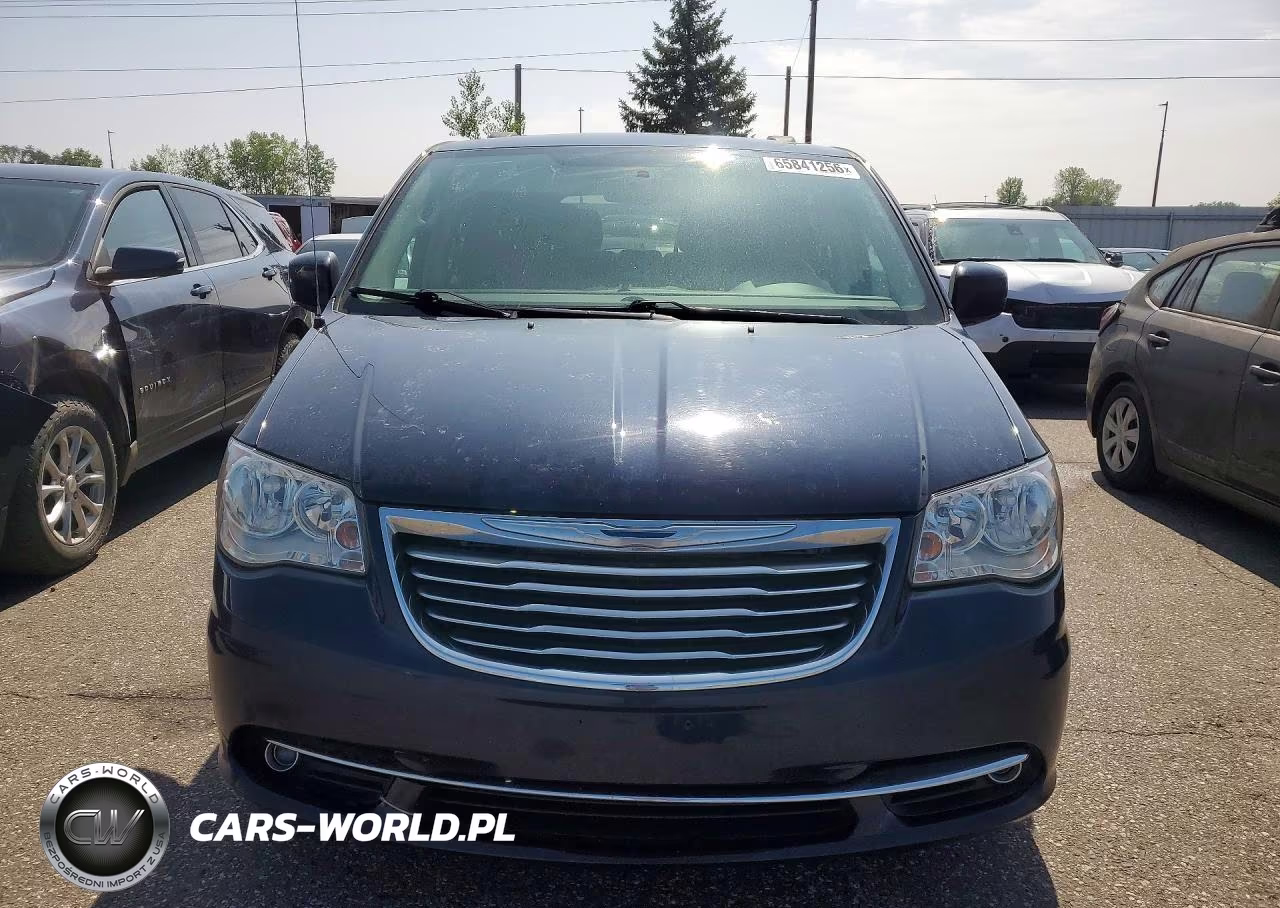 2015 Chrysler Town & Country Touring VIN:2C4RC1BG8FR645153 - 5