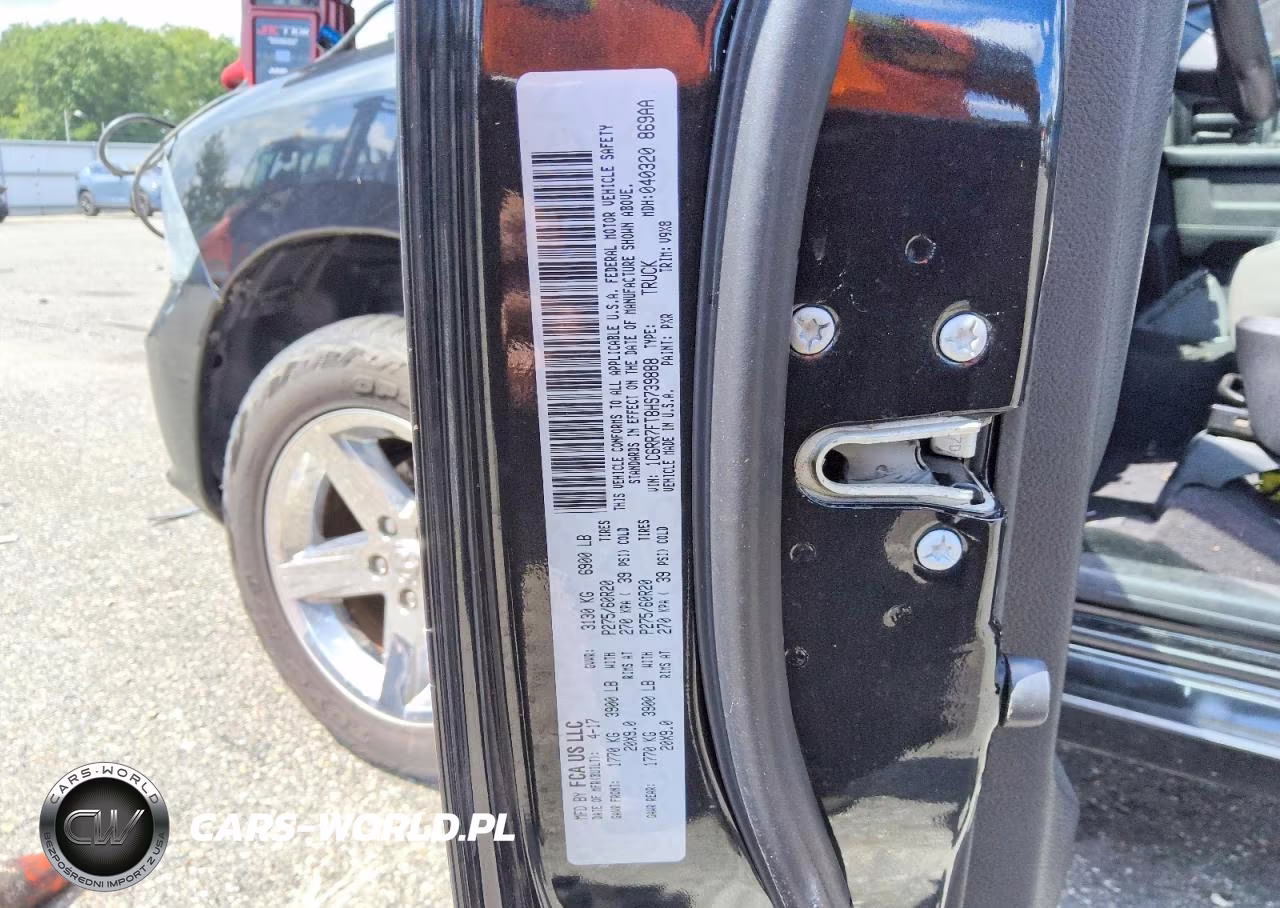 2017 Ram 1500 St VIN:1C6RR7FT8HS739888 - 13