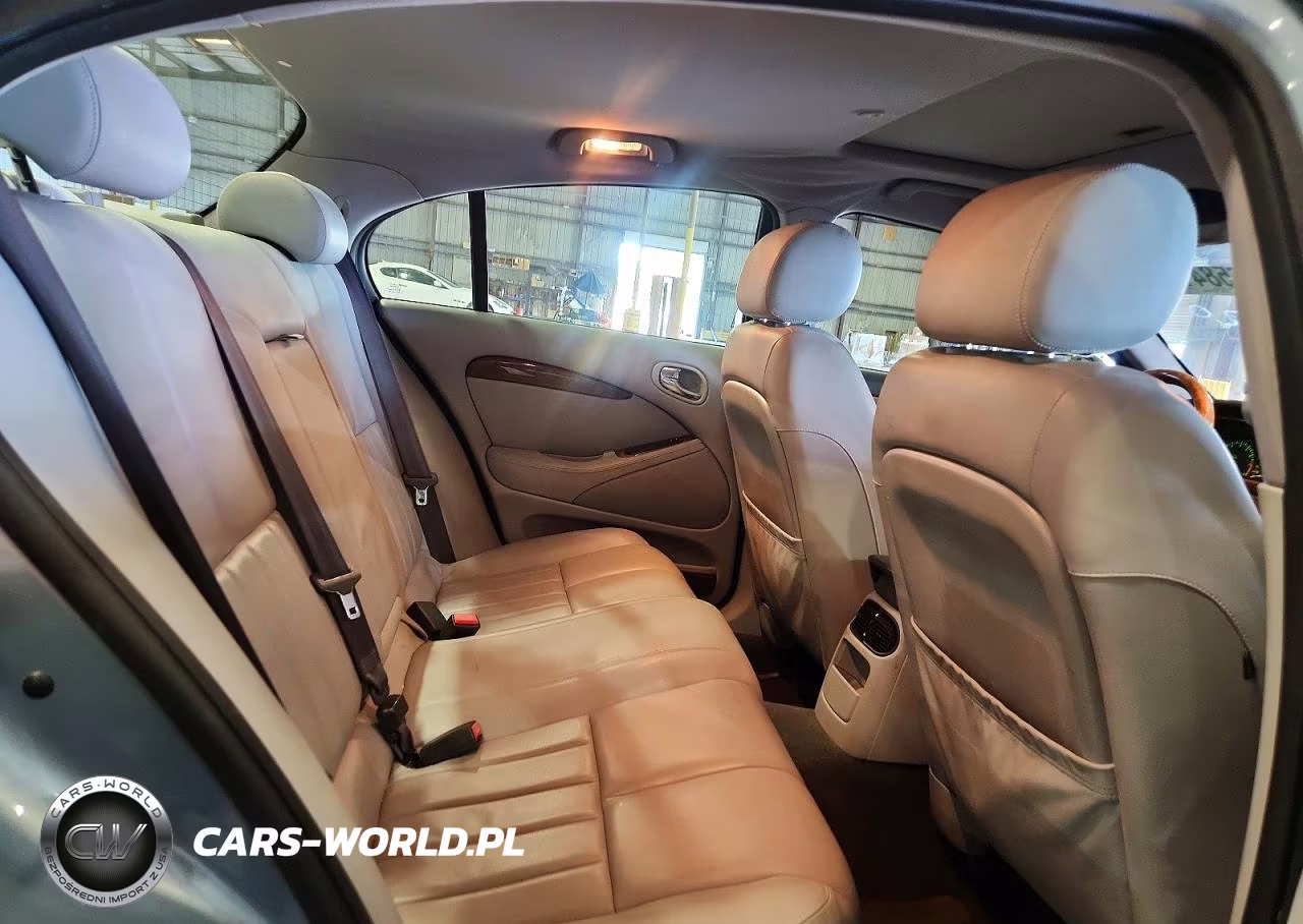 2003 Jaguar S-Type VIN:SAJEA01UX3HM59905 - 10