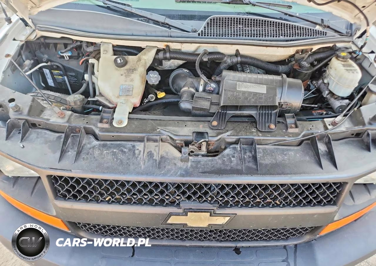 2011 Chevrolet Express 2500 Cargo Delivery Van VIN:1GCWGFFA4B1129770 - 11