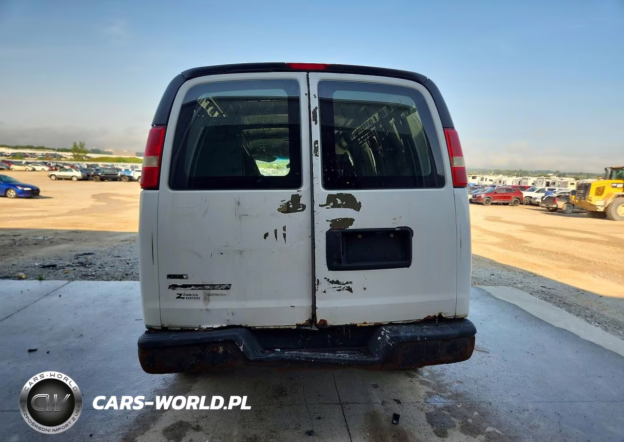 2011 Chevrolet Express 2500 Cargo Delivery Van VIN:1GCWGFFA4B1129770 - 6
