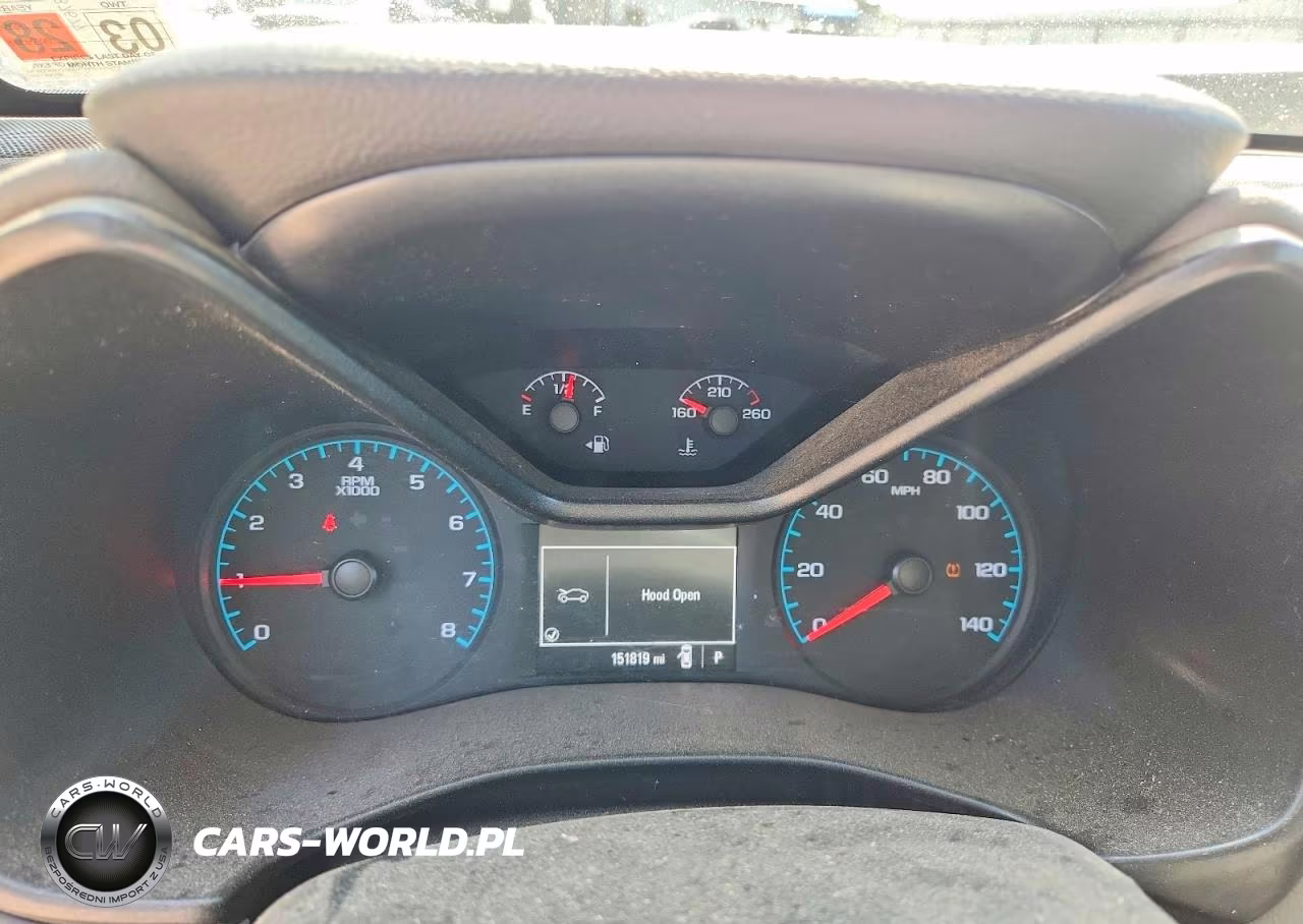2018 Chevrolet Colorado VIN:1GCHSBEN0J1213703 - 9