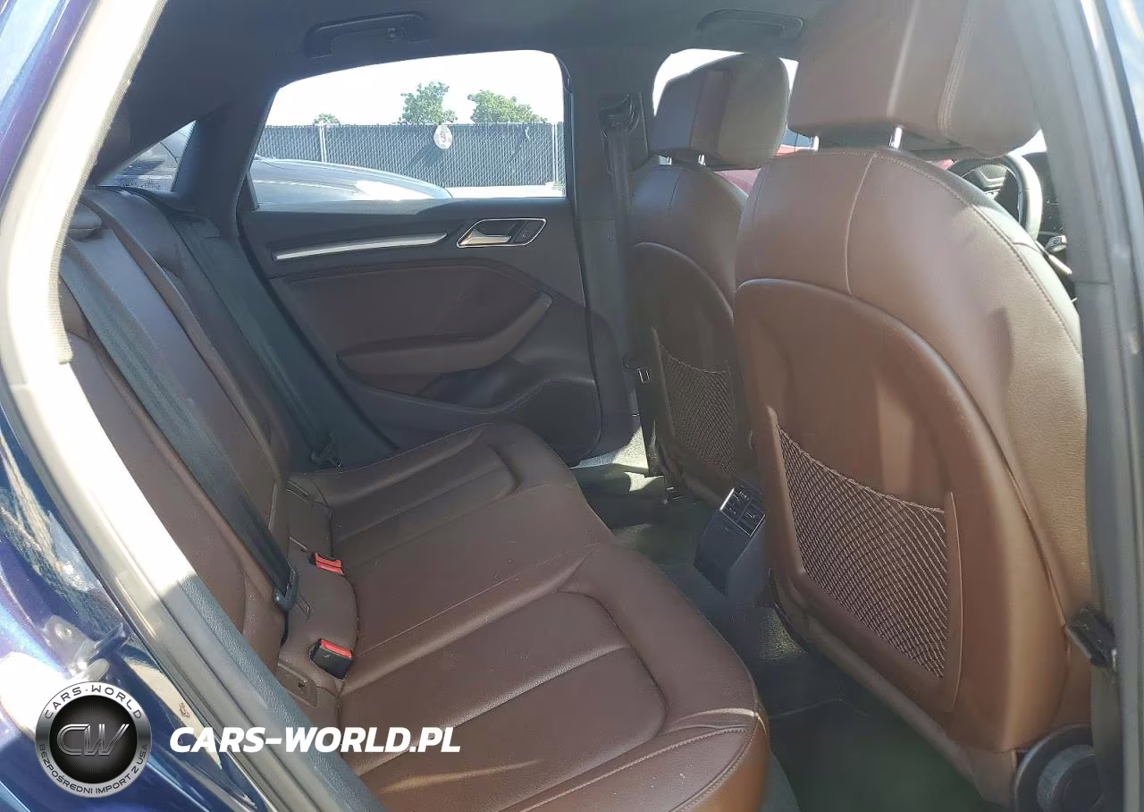 2018 Audi A3 Premium VIN:WAUAUGFF5J1004793 - 10